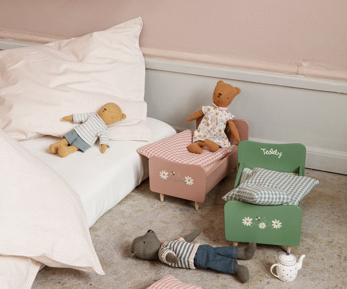 Lit en bois Papa Teddy - Vert Dusty green 13x26.5x15cm – Image 2